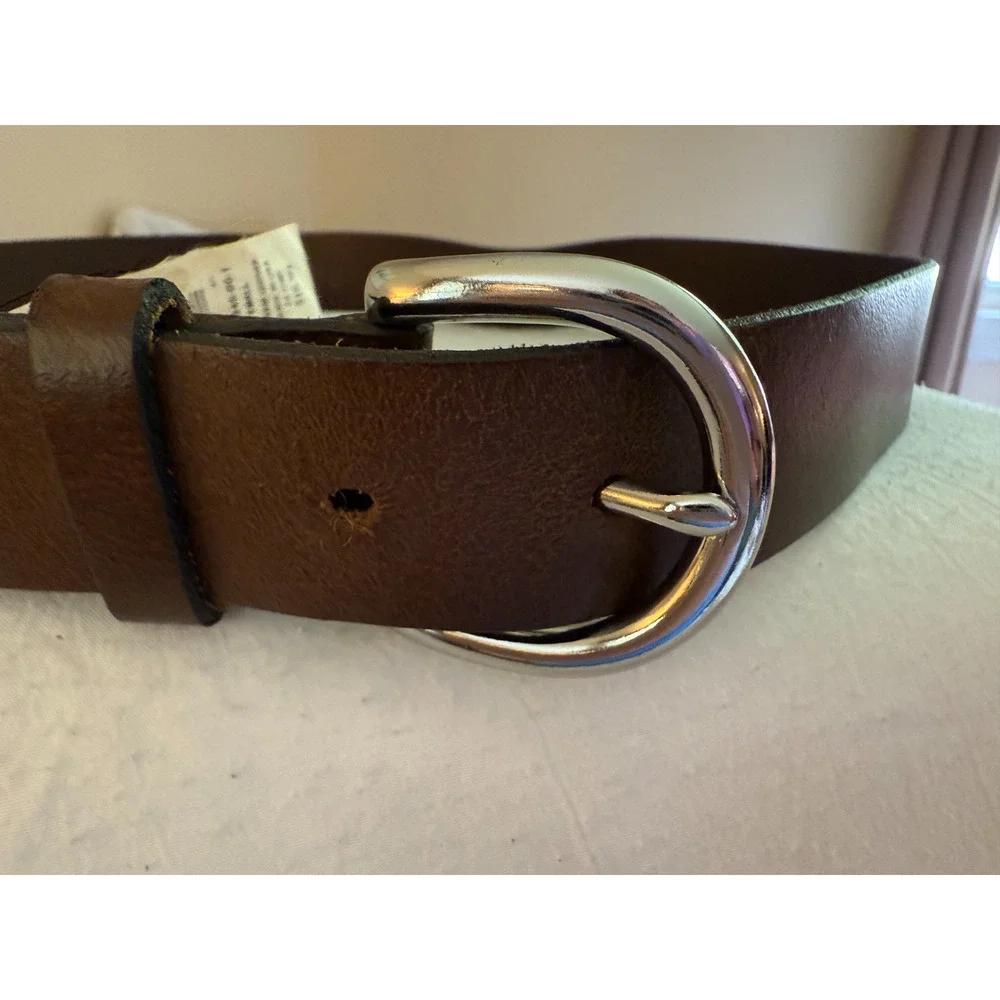 GAP Brown Leather Belt Womens Size S Silver Horeshoe Buckle Casual Classic NWOT
